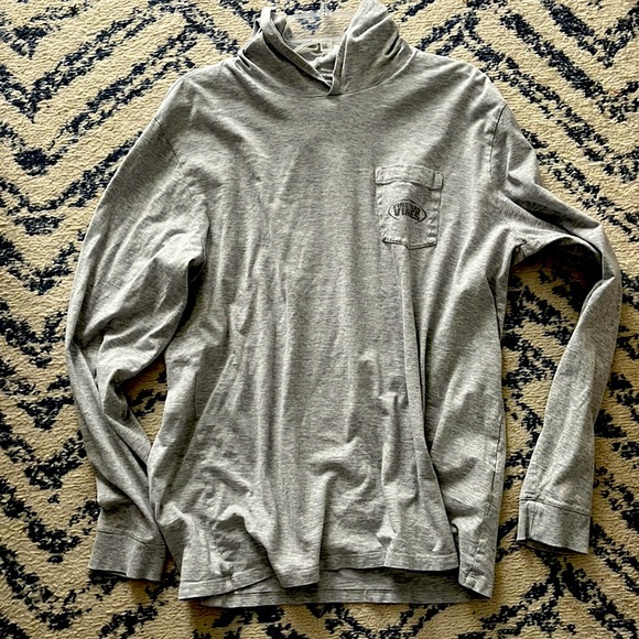 A grey vineyard vines hoodie - Picture 1 of 2